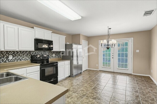 Photo - 10518 Marengo Ln