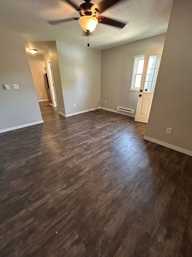 Building Photo - JCP - 02 - Charles St Unit 1623