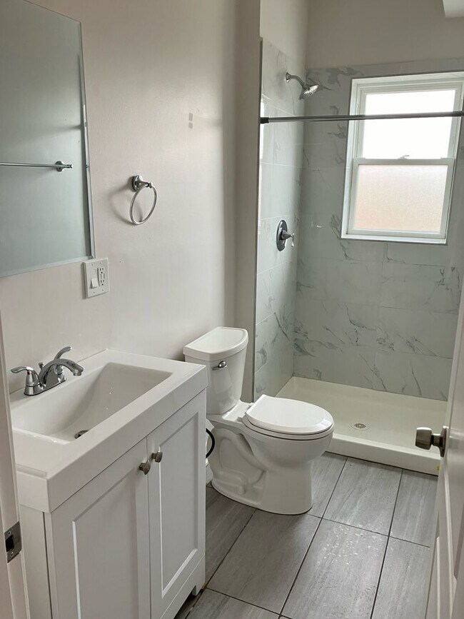 Photo - 4405 N Kimball Ave Unit 3