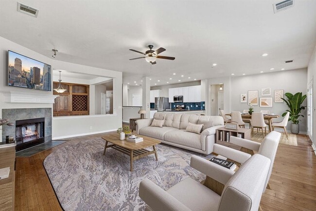 Photo - 4036 Barlow Dr