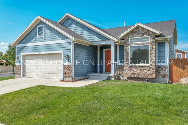 Building Photo - 884 W 1400 S