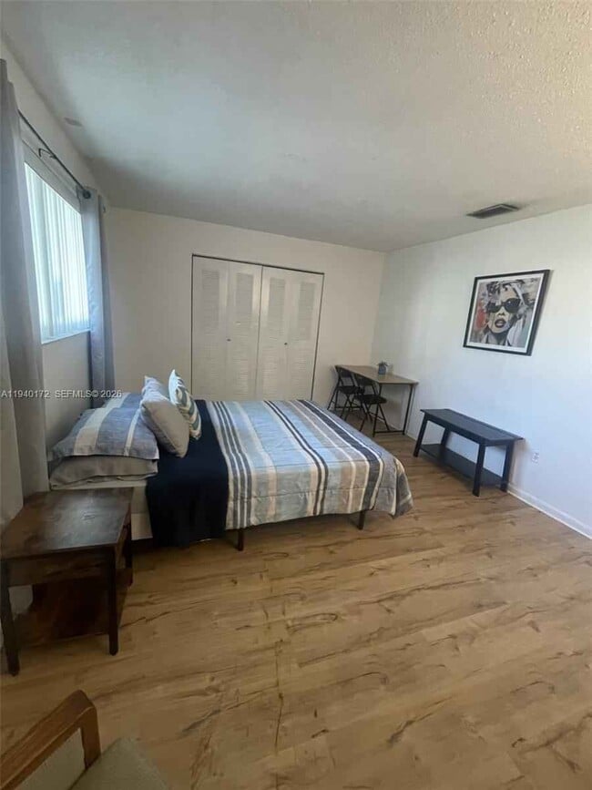 Photo - 329 SE 2nd St #1-2 Hallandale Beach, FL 33009-5635 Unit 1
