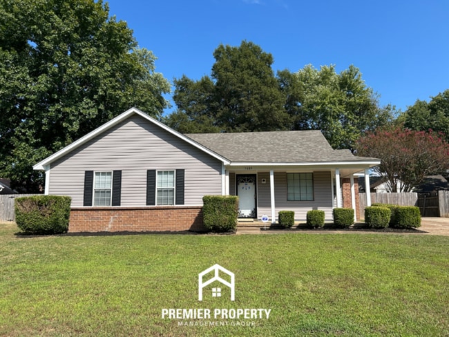Building Photo - 5684 Ingleside Dr Rental