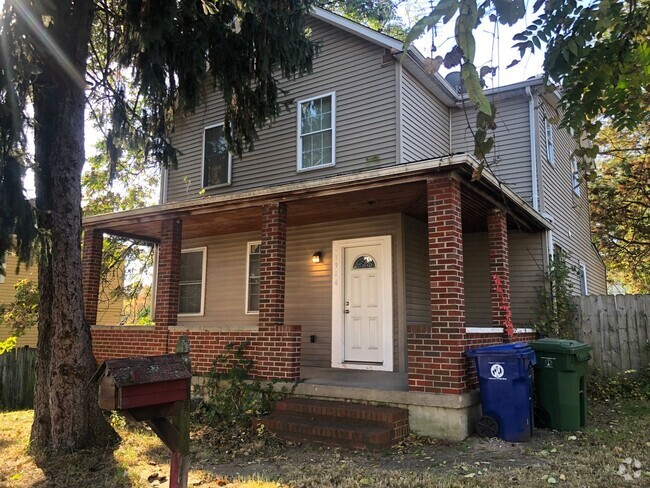 Building Photo - 1914 Letitia Ave Unit A Rental