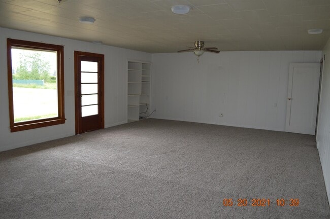 Photo - 36287 N Honeyman Rd