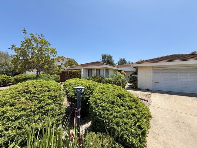 Spacious 4 bedroom 2 bath home located in ... - Spacious 4 bedroom 2 bath home located in ...