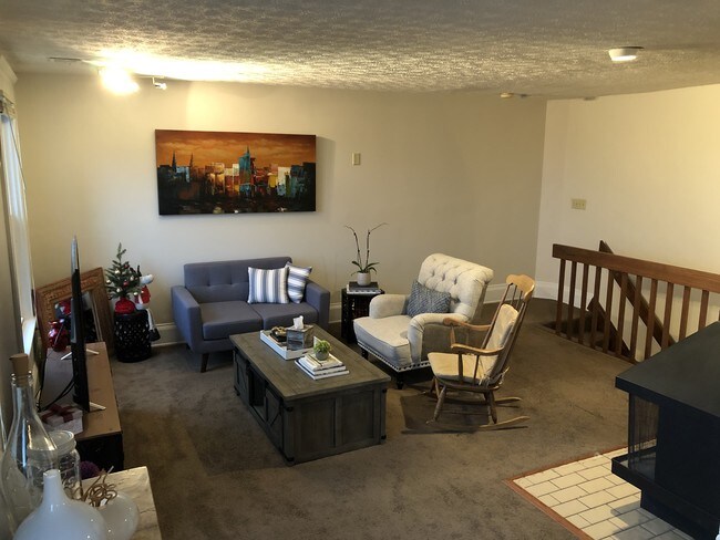 Photo - 1052 St Gregory St