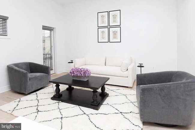 Photo - 1709 Fleet St Unidad 305