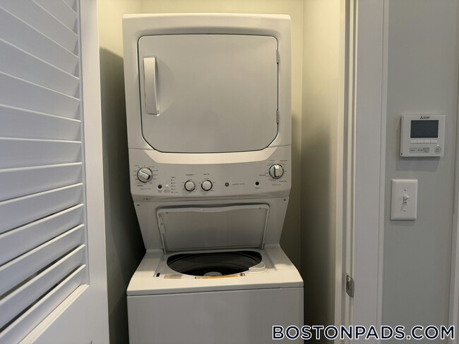 Photo - 517 Main St Unit 301