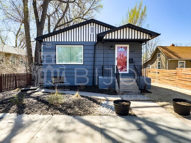 Building Photo - 1017 E Platte Ave Rental
