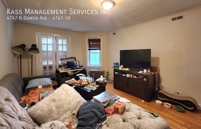 Building Photo - 4747 N Damen Ave Unit 4747-3A