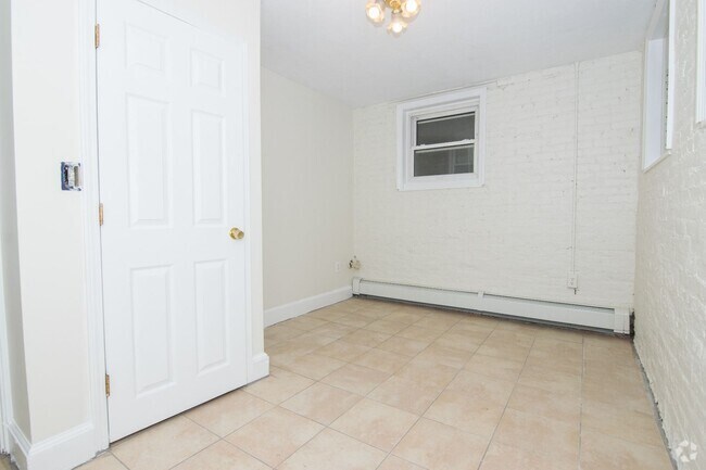 Building Photo - $1,900 Studio in Allston *NO FEE* Rental