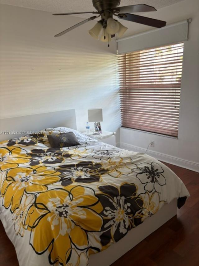 Photo - 667 Woodgate Ln