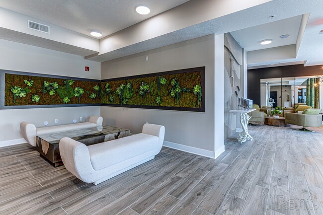 Photo - Tiffany Flats