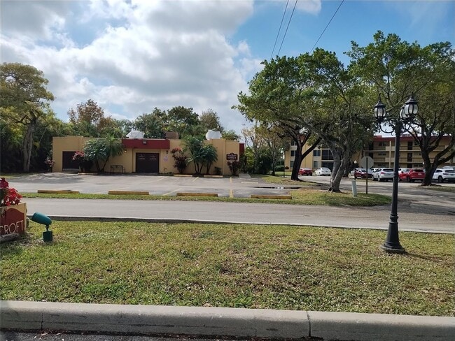 Photo - 3195 Foxcroft Rd Unit F212