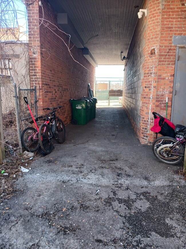 Photo - 7 S Clinton St Unidad Warehouse