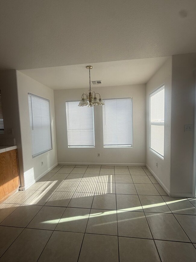 Photo - Move-in Ready!