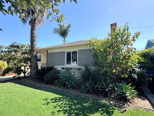 Photo - Peaceful Living in Mar Vista Home w/ Spacious Backyard!
