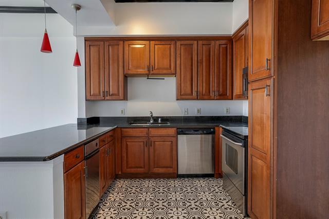 Photo - 3225 Turtle Creek Blvd