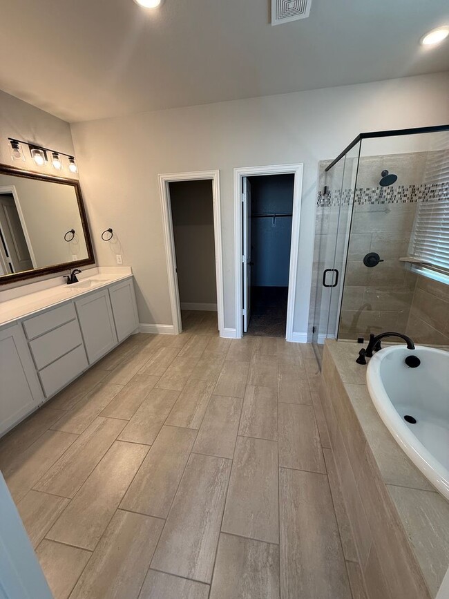 Photo - ? Stunning 5-Bedroom Home in Ridge Ranch – Space, Style & Flexibility! ?