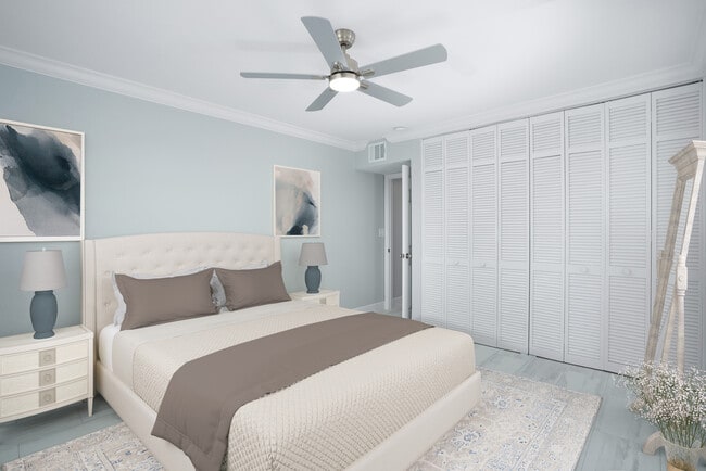 Guest Bedroom 1 - 1120 Little Neck Ct Unit E40