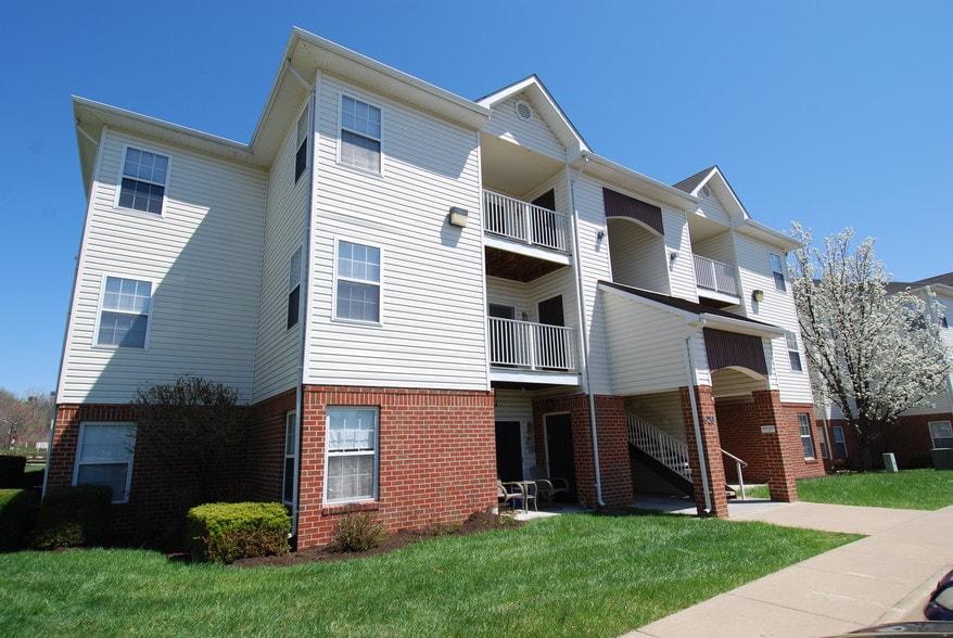 Pemberton Village Exterior