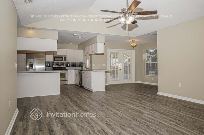 Photo - 4495 Diamond Cir E