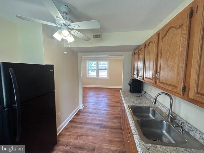 410 New Pittsburg Ave