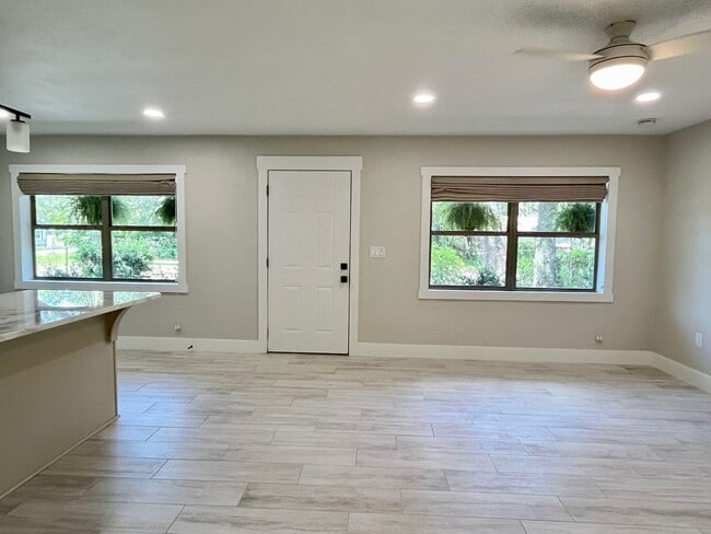 Photo - Completely Remodeled! Close to  Historic D...