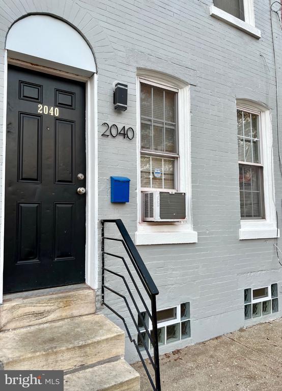 Photo - 2040 N Darien St