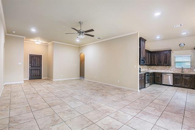 Photo - 729 Smyth St