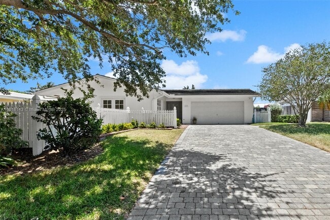 Building Photo - 2070 NE 54th Ct Rental