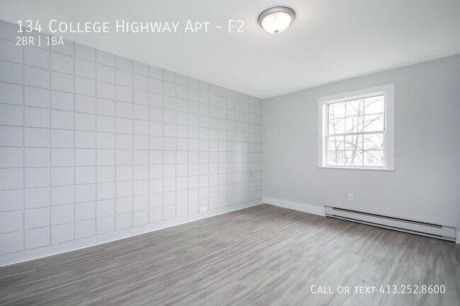Photo - 134 College Hwy Unit F2