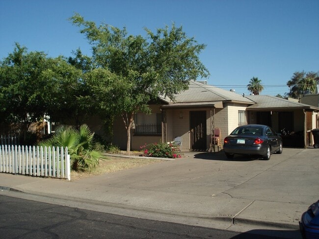 Building Photo - Open Friday, April 17th, 2026 4:30-5:30pm. Remodeled 3BR 2BA House - Tile throughout, Granite, St...