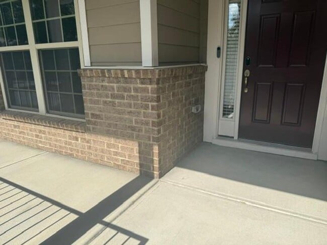 1009 Magnolia Blossom Ln