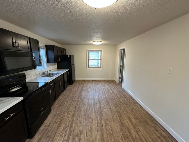 Photo - Newly Renovated 2 Bed House in Rock Valley...