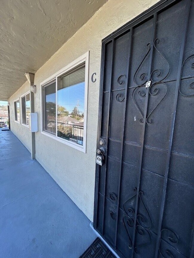 Photo - Discover this well-maintained 2-bedroom, 1-bath apartment in Richmond Annex Unit C