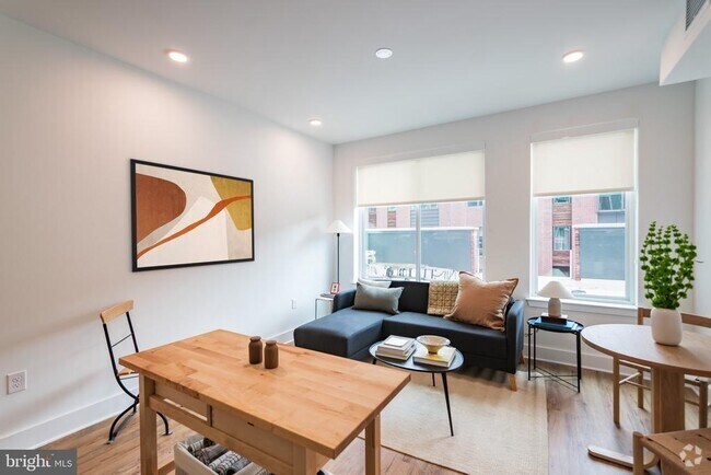 Building Photo - 2101 Washington Ave Unit ONE BEDROOM Rental