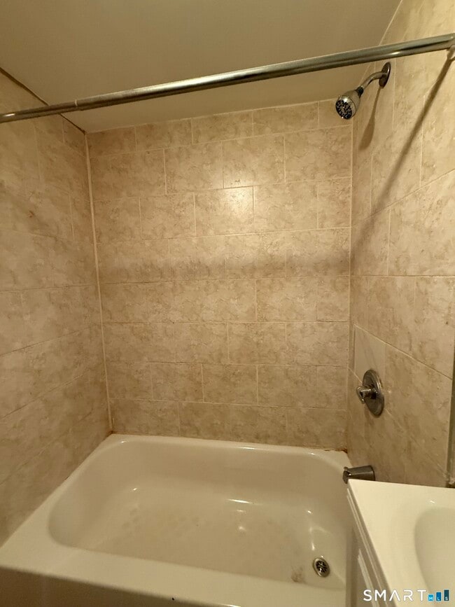 Photo - 21 N Walnut St Unit 3