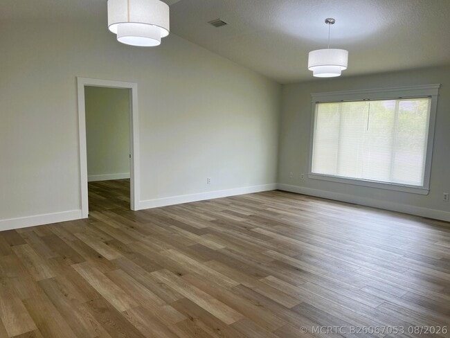 Photo - 7105 North Blvd