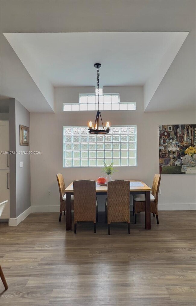 Photo - 16410 Sapphire Bend