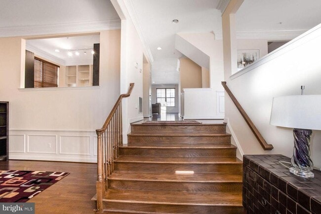 Photo - 3041 Bel Pre Rd