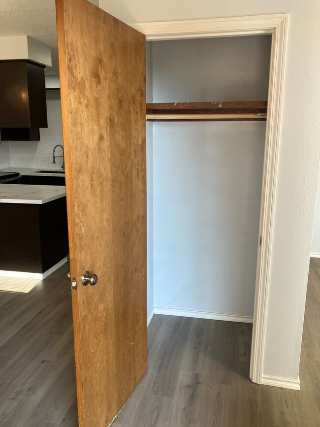 Photo - 187-189 Stoneway Dr NW Unidad 189