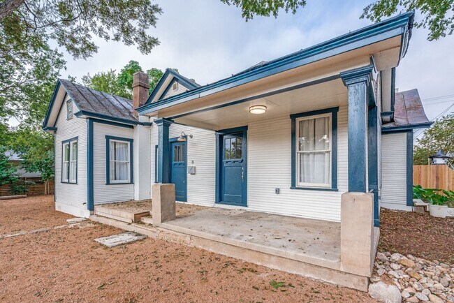 Photo - 210-M (ERL) Unit B