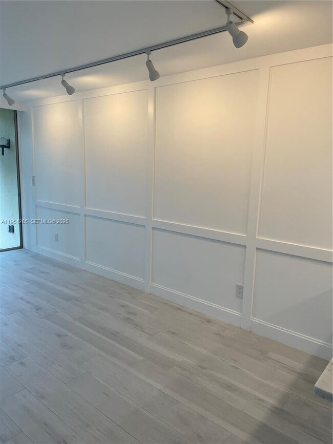 Photo - 2160 SW 16th Ave Unidad 115