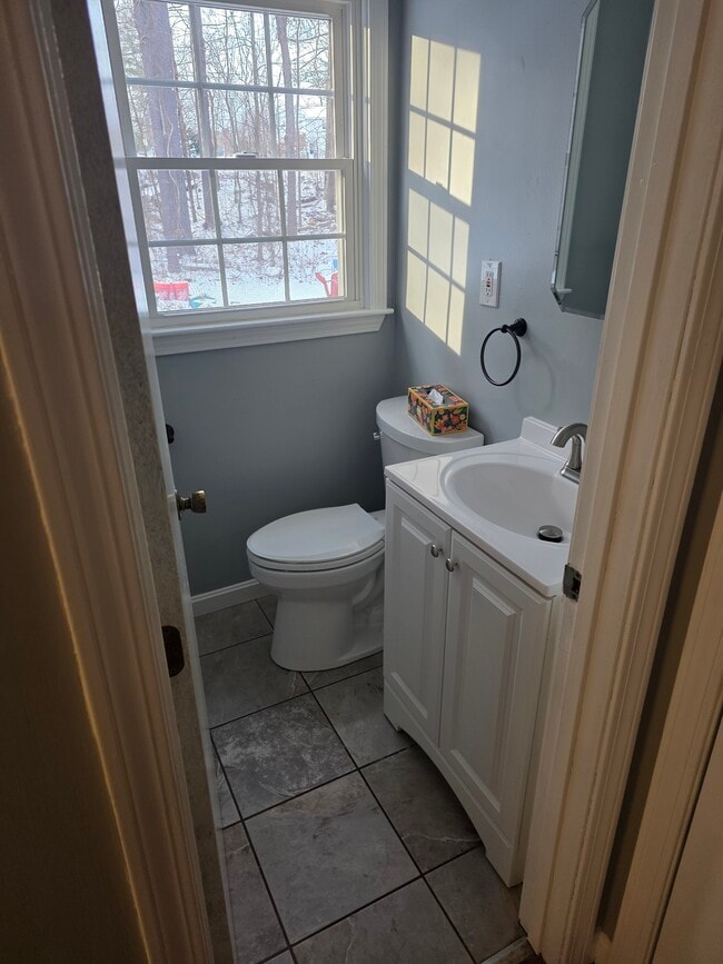 Photo - 105 Granite St