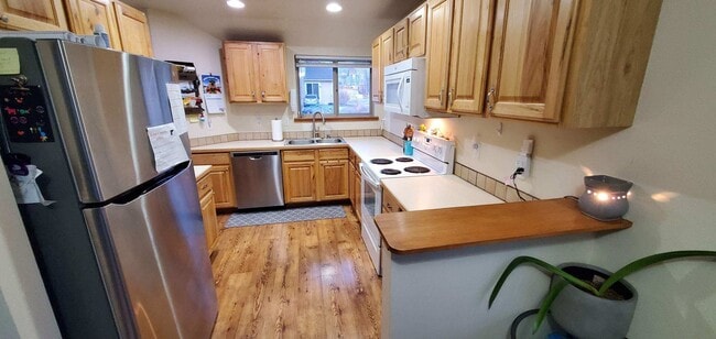 Photo - 1290a Rimrock Dr