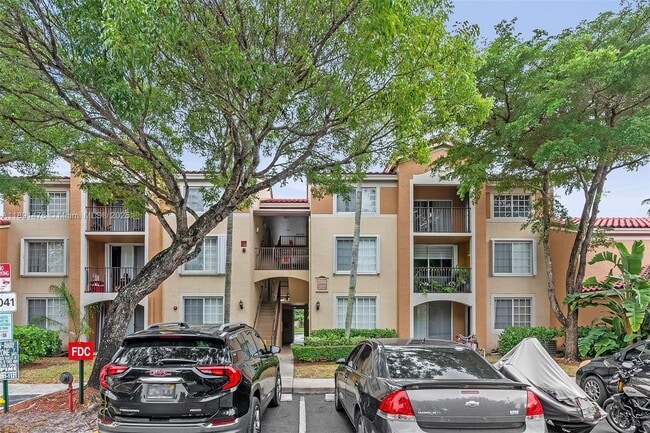 Building Photo - 2041 Renaissance Blvd Unit 105