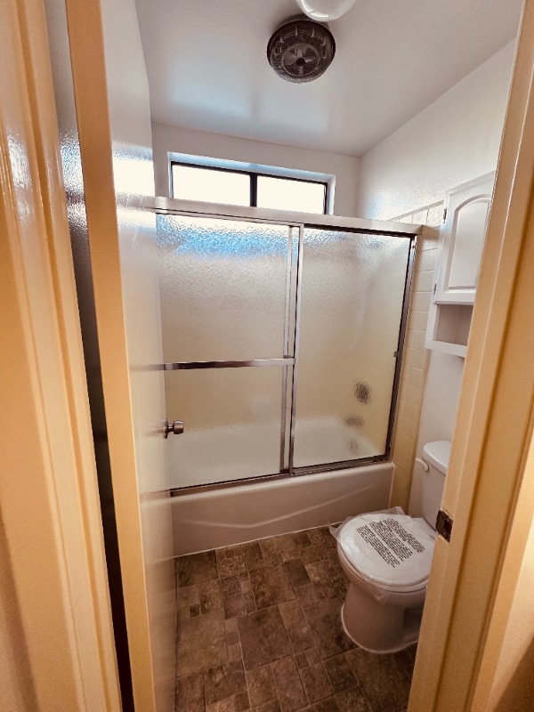 Photo - 135 N Swall Dr Unidad 204