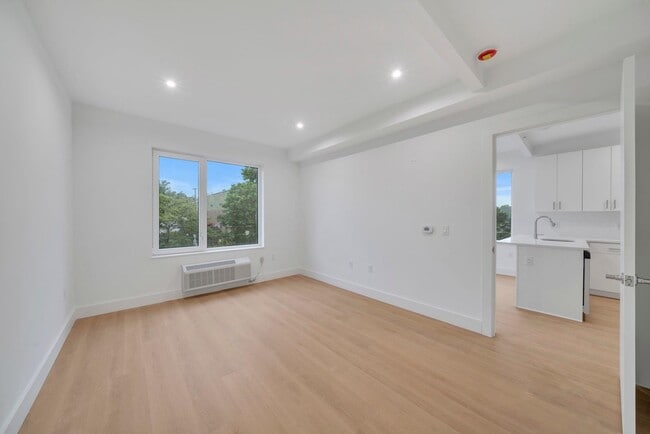 Photo - 3309 Liberty Ave Unit 406